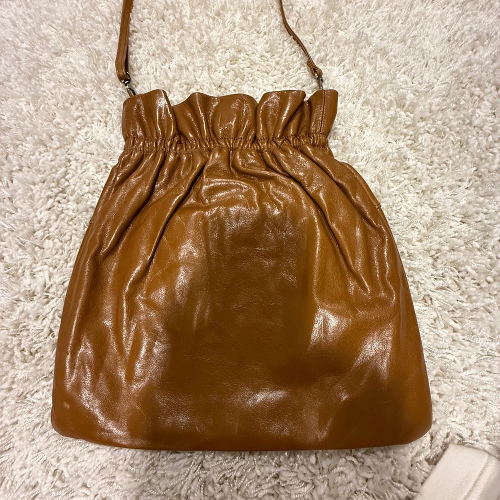 NEW!  Hobo Cinched Top Camel/Tan